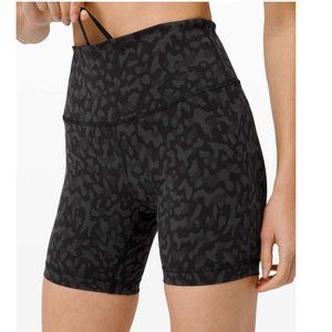 Lululemon Wunder Train High-Rise shorts 6"